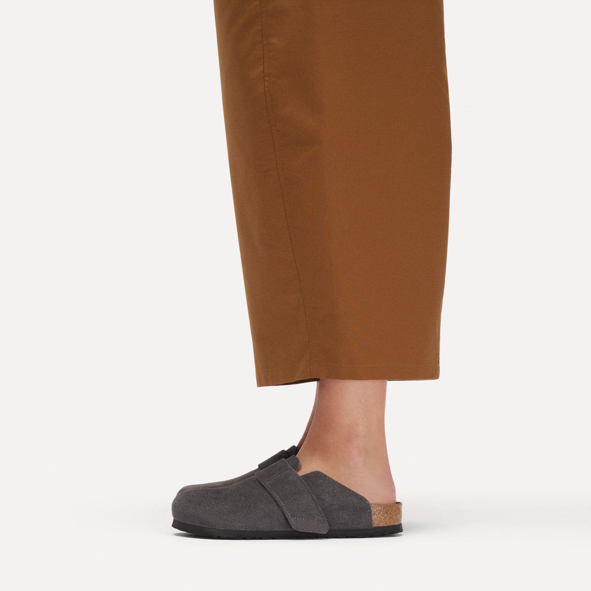 Loma Suede Leather