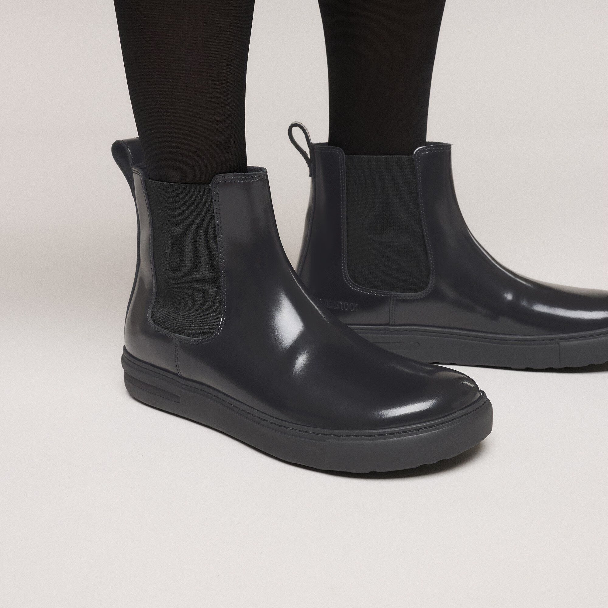 Bend Chelsea Natural Leather Patent